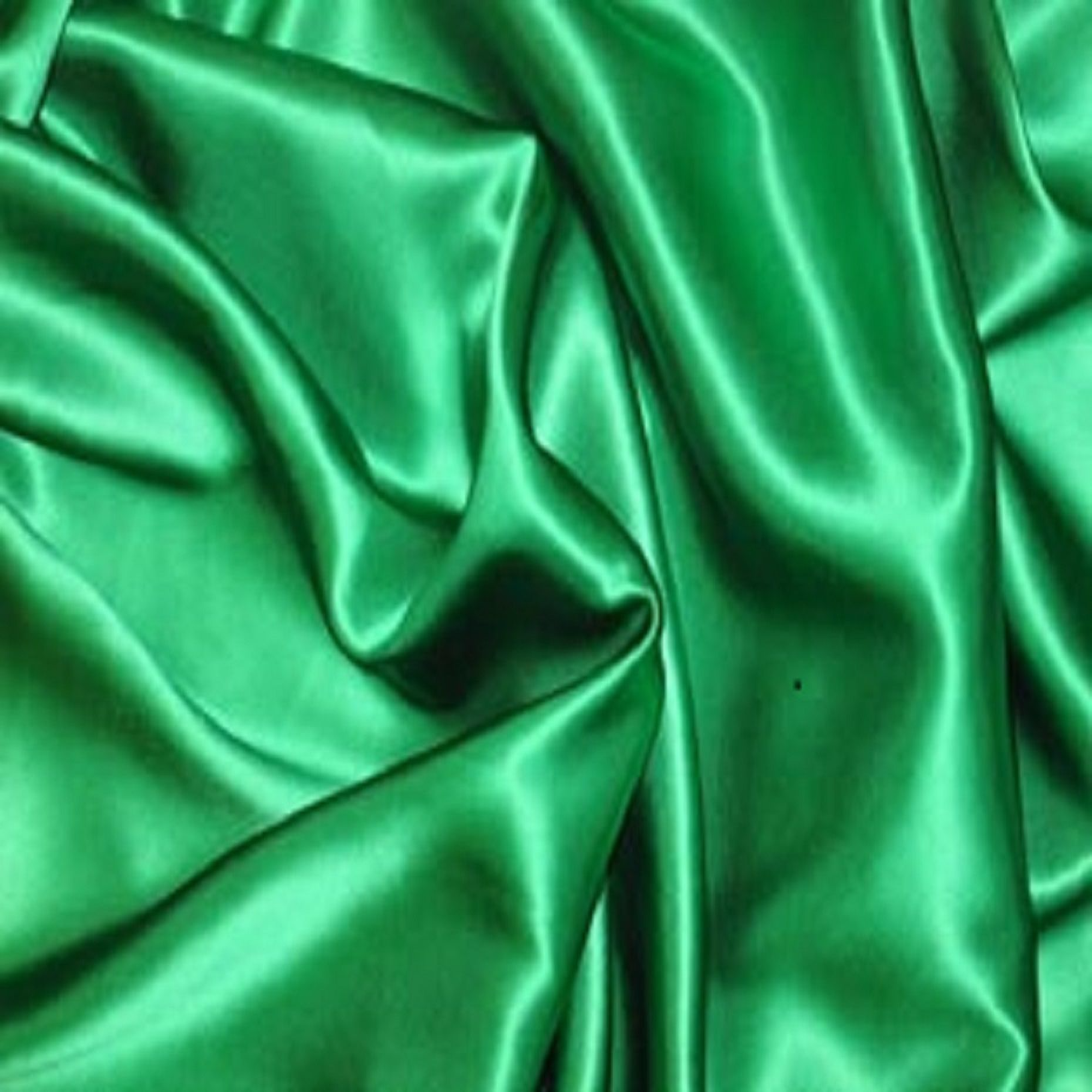 https://www.awlfabrics.co.uk/Graphics/Std_Product_Images/emerald-green-satin-fabric-from-1.20--choose-metres-50-metre-1340-p.png
